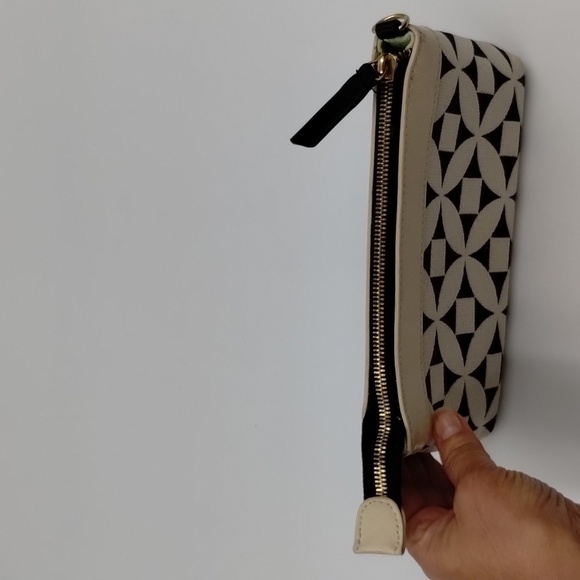 Spartina 449 Navy and Ivory Cream Printed Mini Bag - Picture 6 of 16